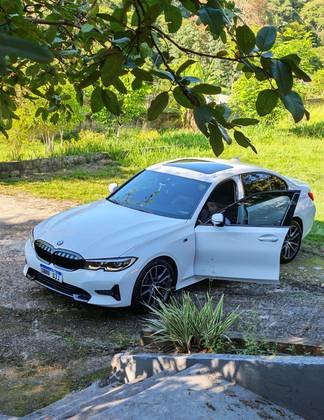 BMW 320i 2.0 16V TURBO GASOLINA SPORT GP AUTOMÁTICO